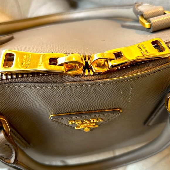 Prada Promenade Bag Venice Saffiano - Picture 3 of 8